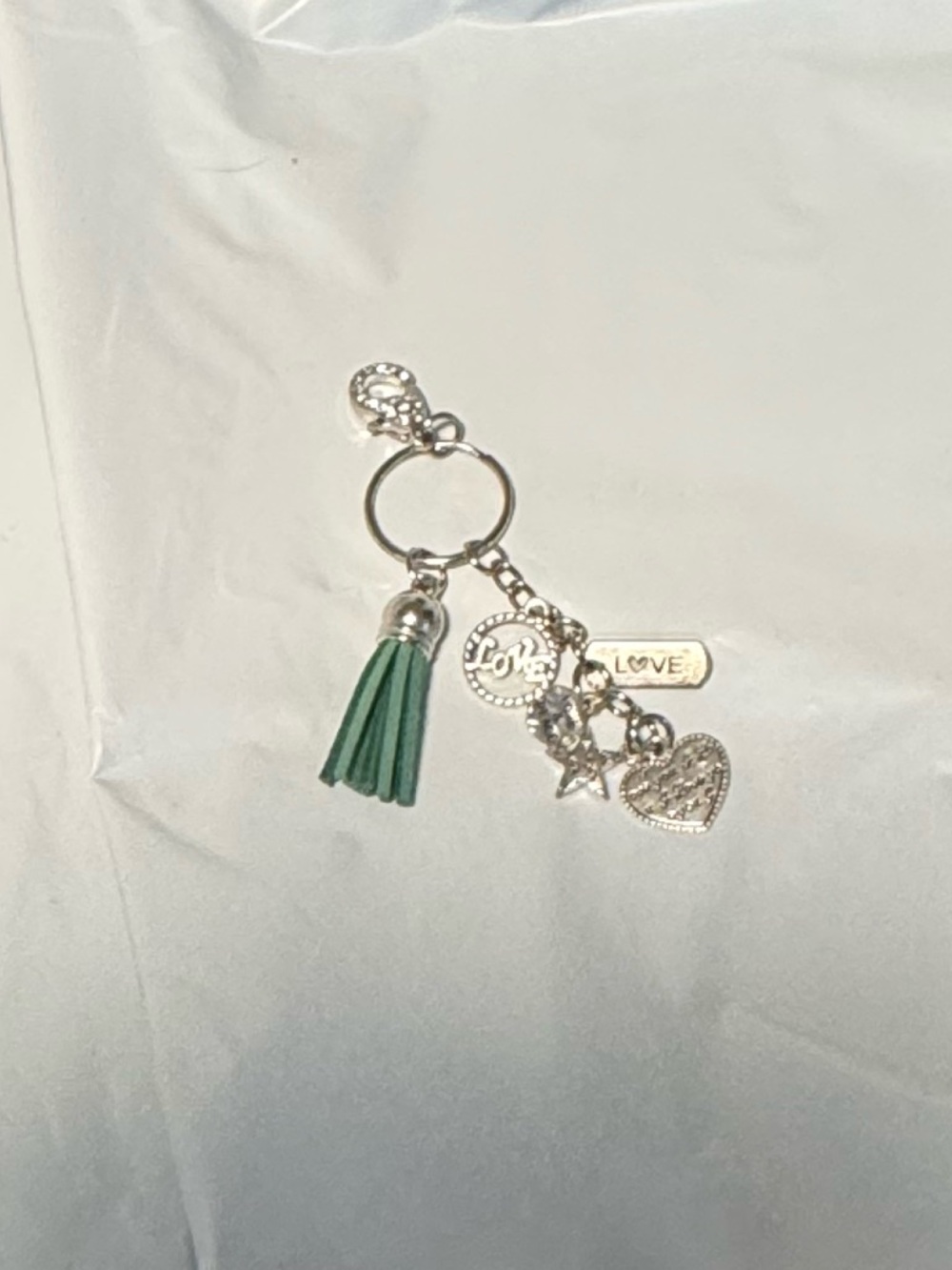🌟🌟Love Keychain - Picture 3 of 3